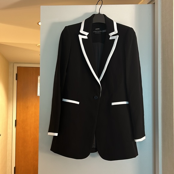 Alice + Olivia Breann Long Fitted Blazer with Piping, Black NWOT - Picture 4 of 9